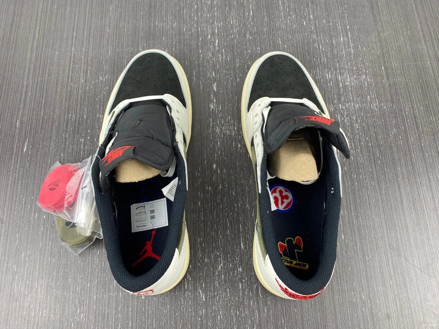 Travis DZ4137-106 Low Air 1 Olive Scott OG Jordan x 0421